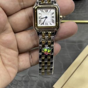 BV Cartier Panthère Collection / 27mm x 37mm Medium Size / Swiss Ronda Quartz Movement